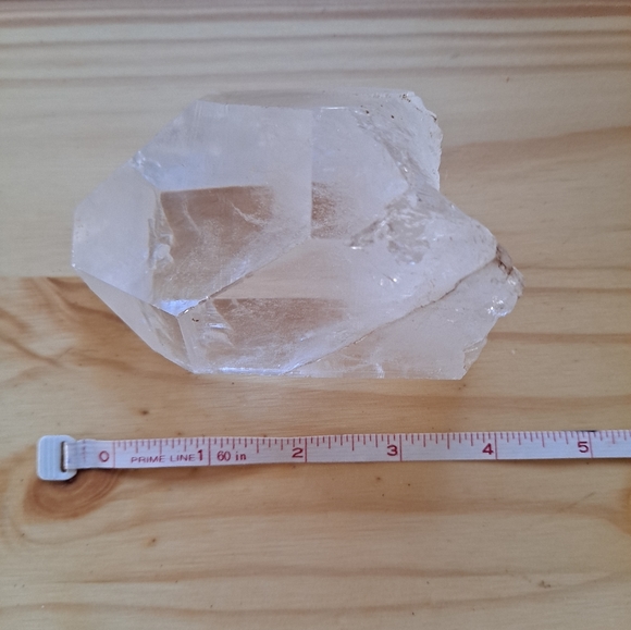 Beautiful Clear Quartz Crystal Point - Picture 8 of 10